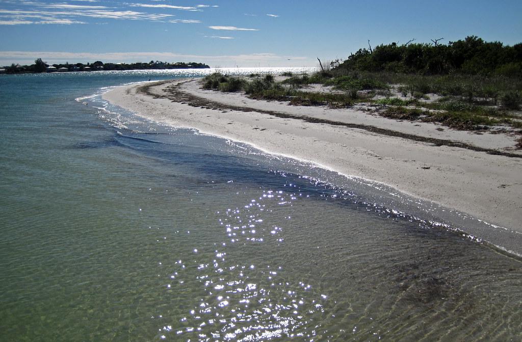 Your Cape Coral Getaway Starts Here: How to Rent a Car in Cape Coral, FL