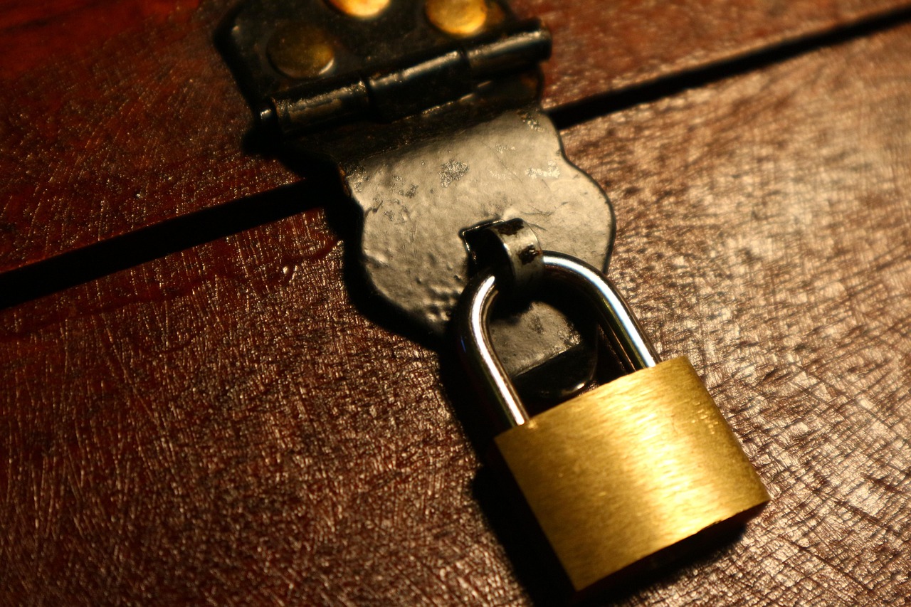 A lock and a key serve as a metaphor for unlocking the power to change one’s life. 