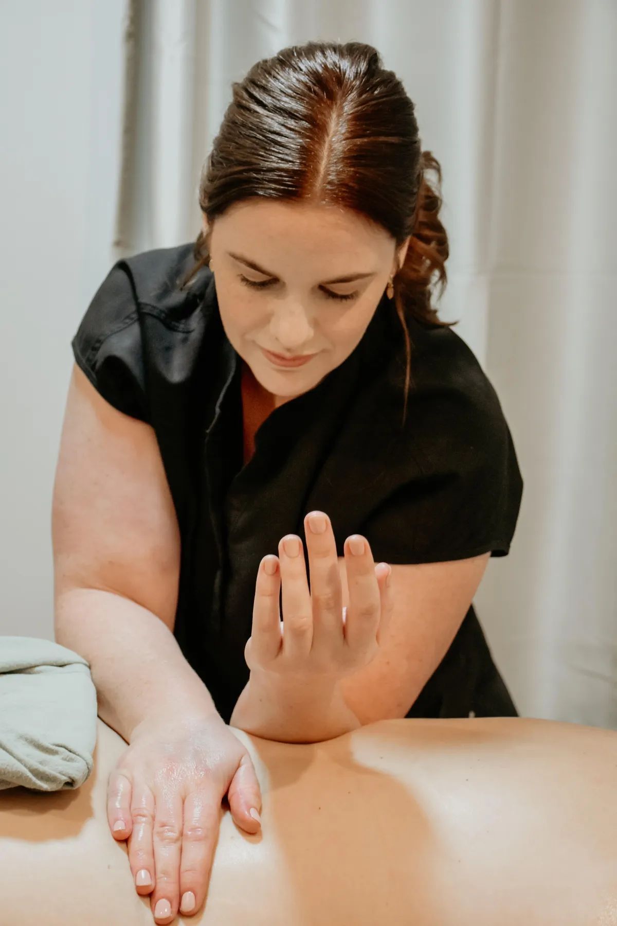 Woman receiving a Perfect Pressure Massage