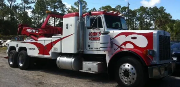 tow truck in Daytona Beach, FL