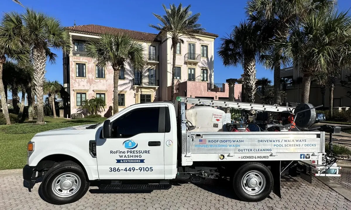 Exterior home cleaning in Palm Coast, FL