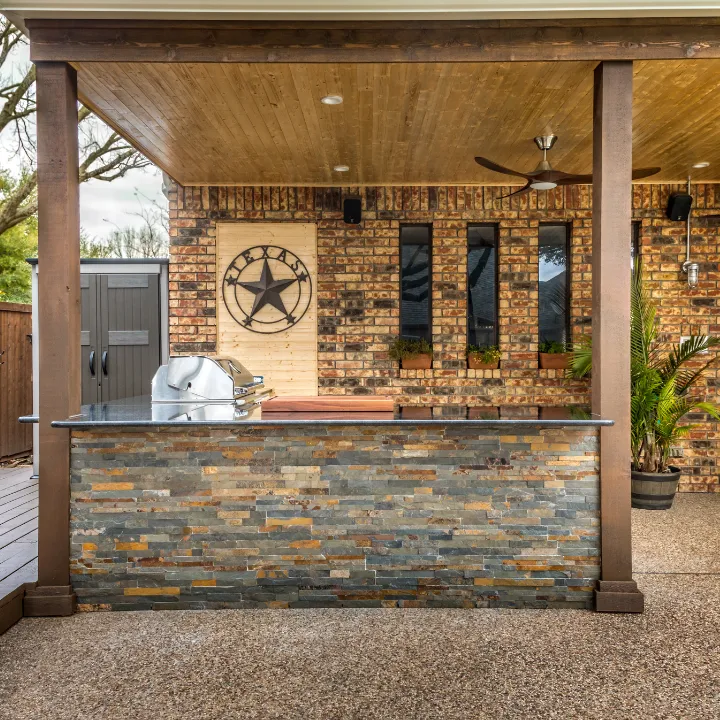 outdoor kitchen