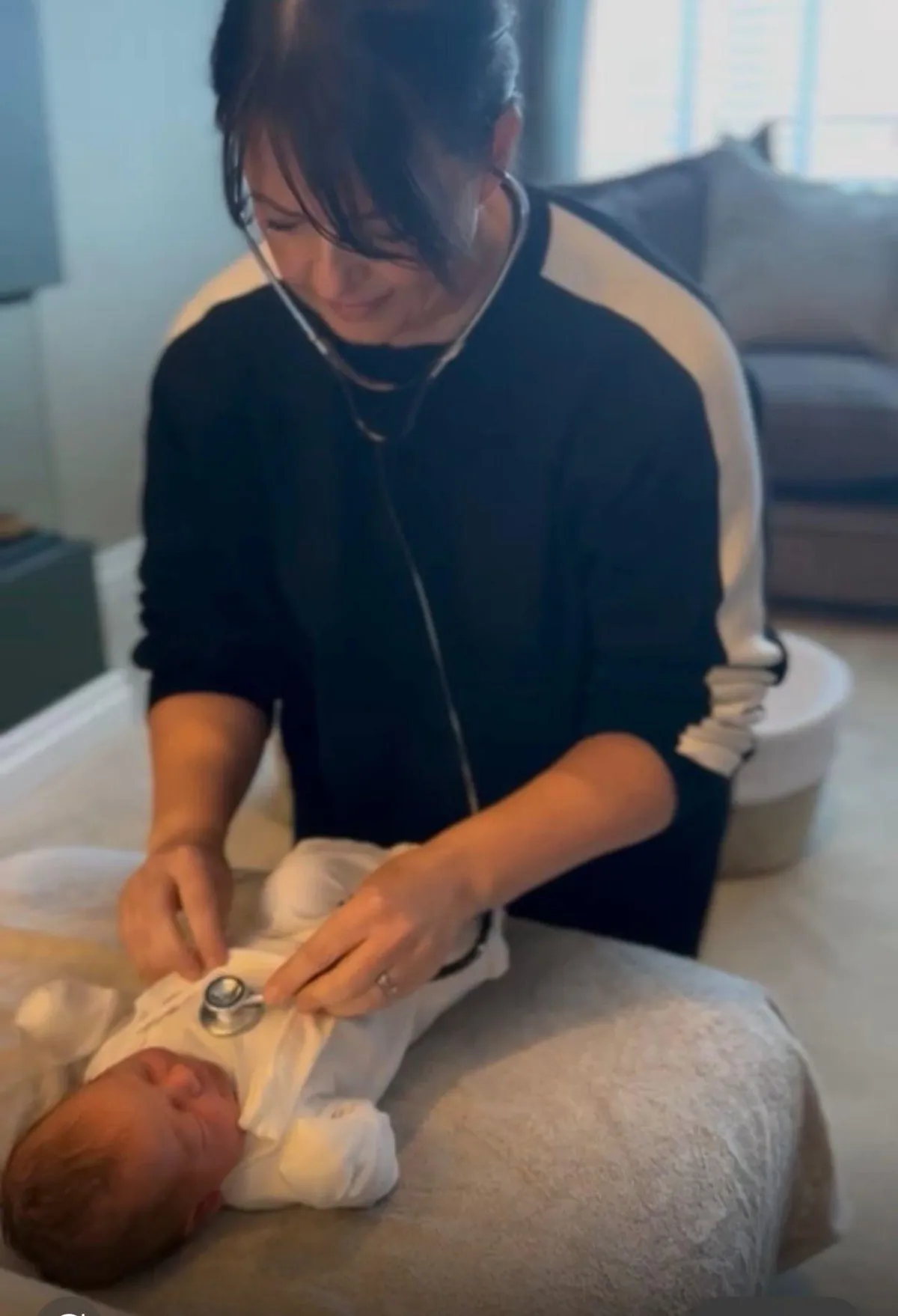 Private midwife newborn examination at home, NIPE assessment Yorkshire