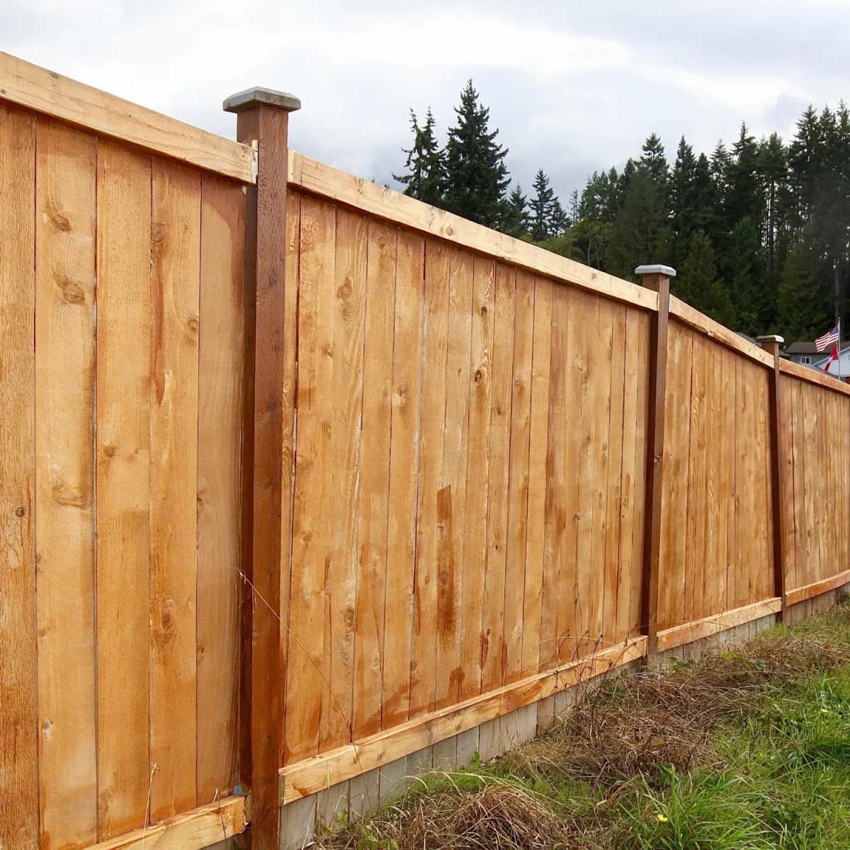 WOOD FENCE