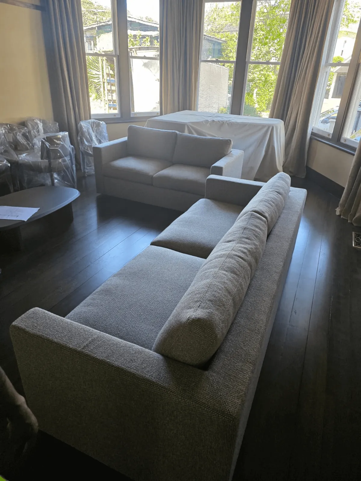 Furniture transport and delivery service in Auckland living room