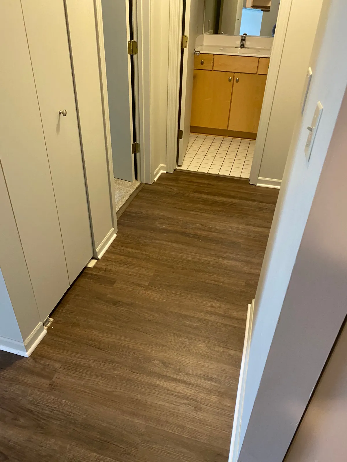 Vinyl Plank floor in the installation process