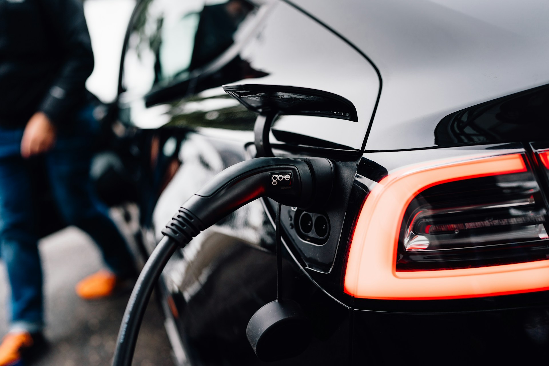 Load Sharing Explained: Charging Multiple EVs Without Upgrading Your Service