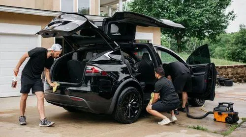 Carbon Detailing photo 3