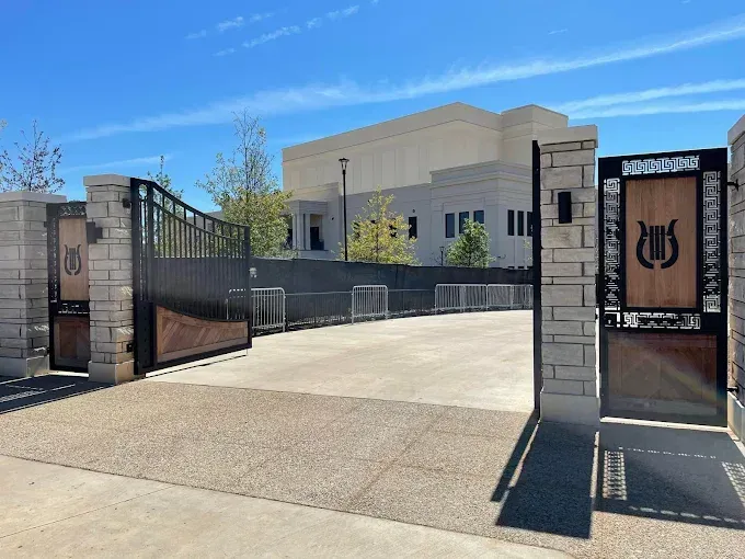 Commercial Project Gateway