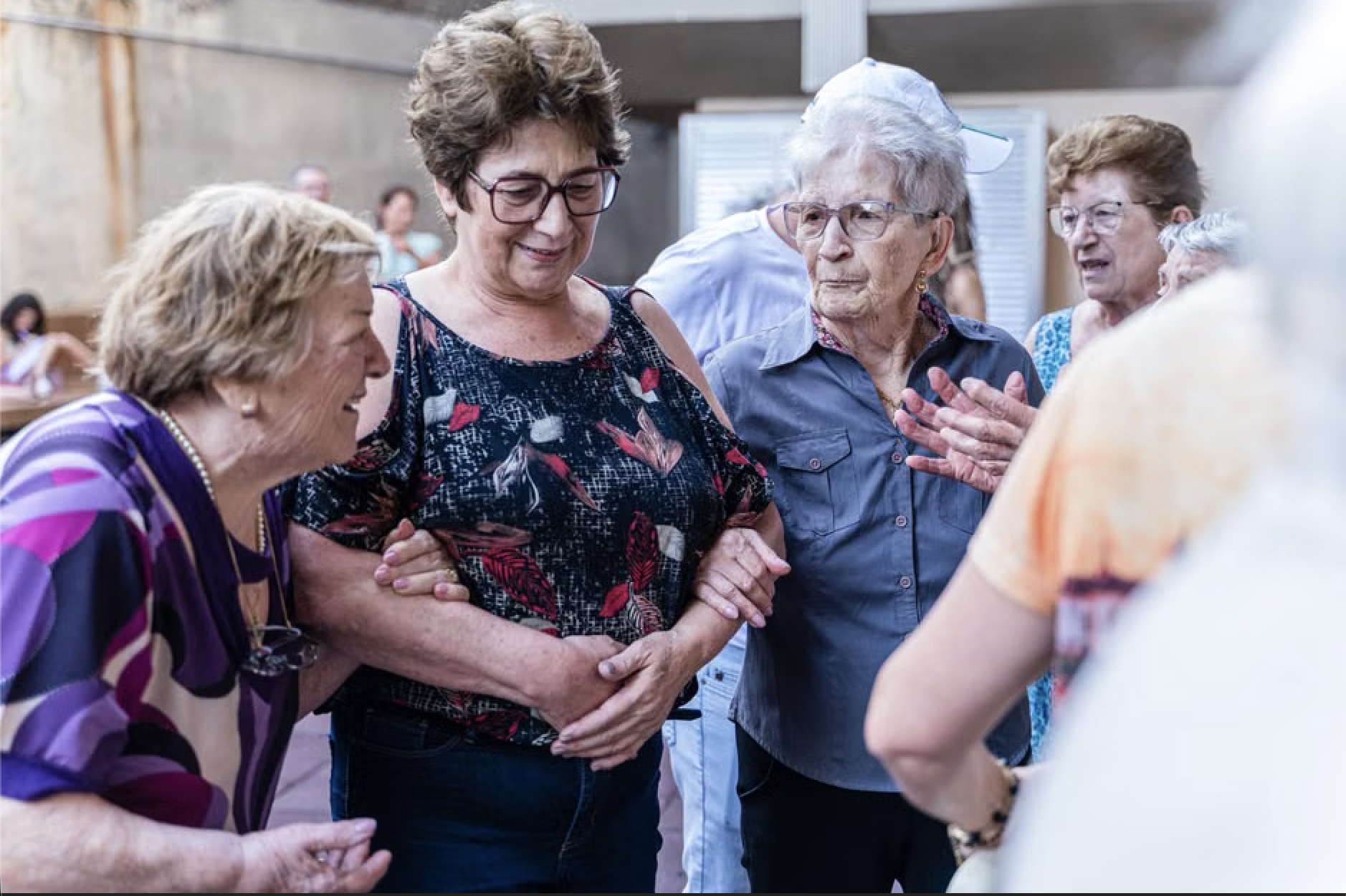 adult day care seniors socializing