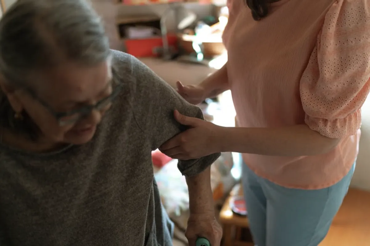 Beginner's Guide to Finding a Personal Care Assistant