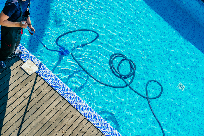 pool service company in tampa