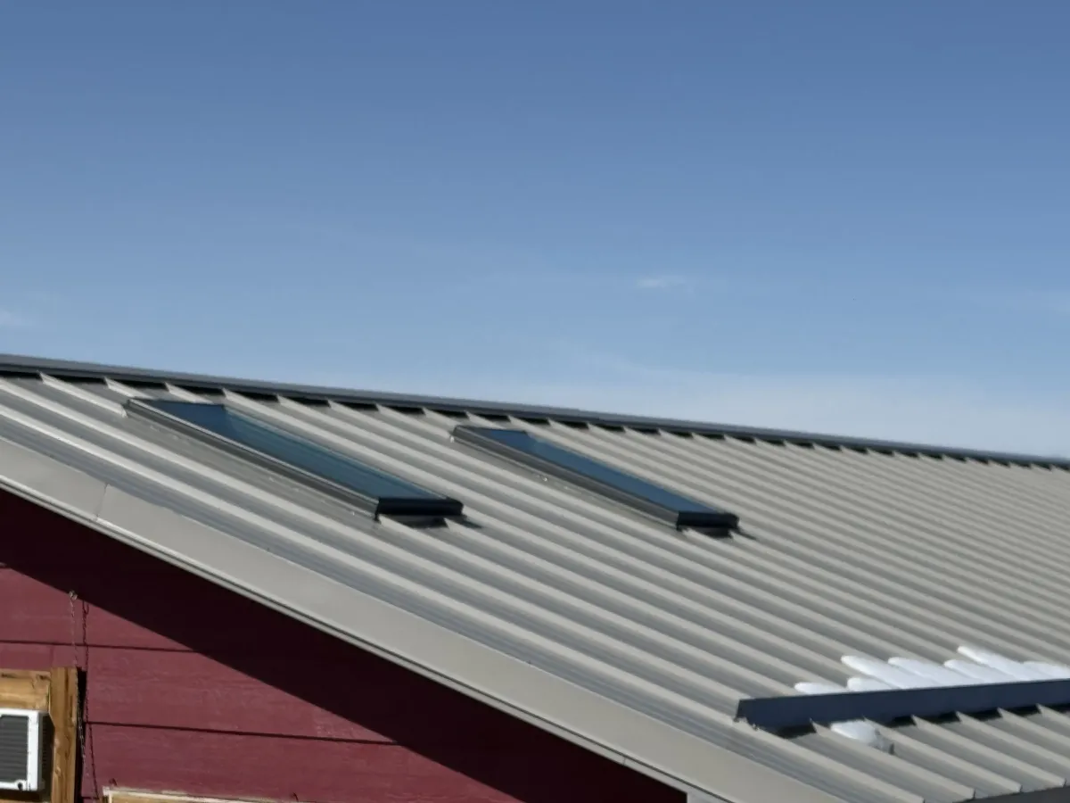 Blu Built Roof Professional roof repair service Saratoga Wyoming