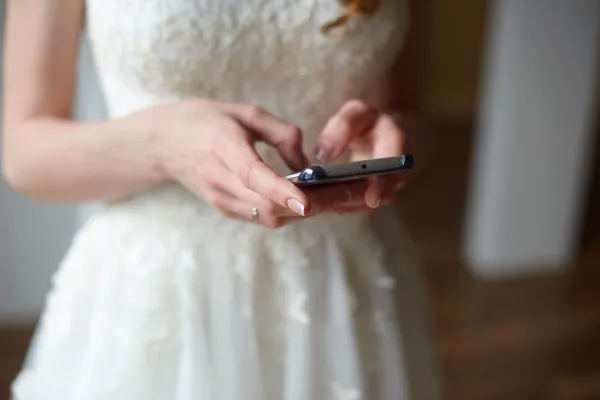 How can I stop Instagram feeling so overwhelming for my wedding business?