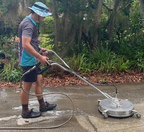 shipshape exteriors pressure washing a customers home in killearn estates neighborhood in tallahassee fl