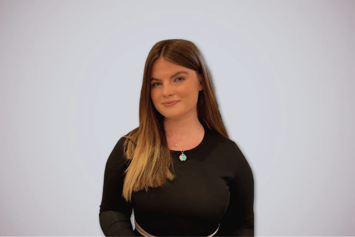 Dominic, a dedicated Account Manager at Agent Marketer, excels in building relationships and delivering tailored marketing solutions. 
