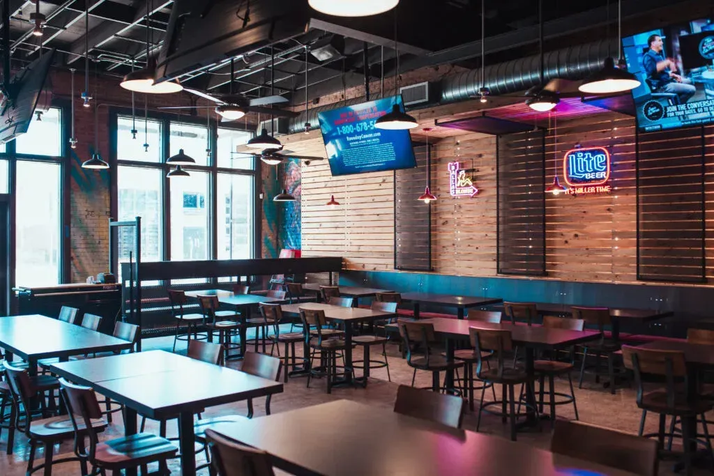 Milagro café interior3