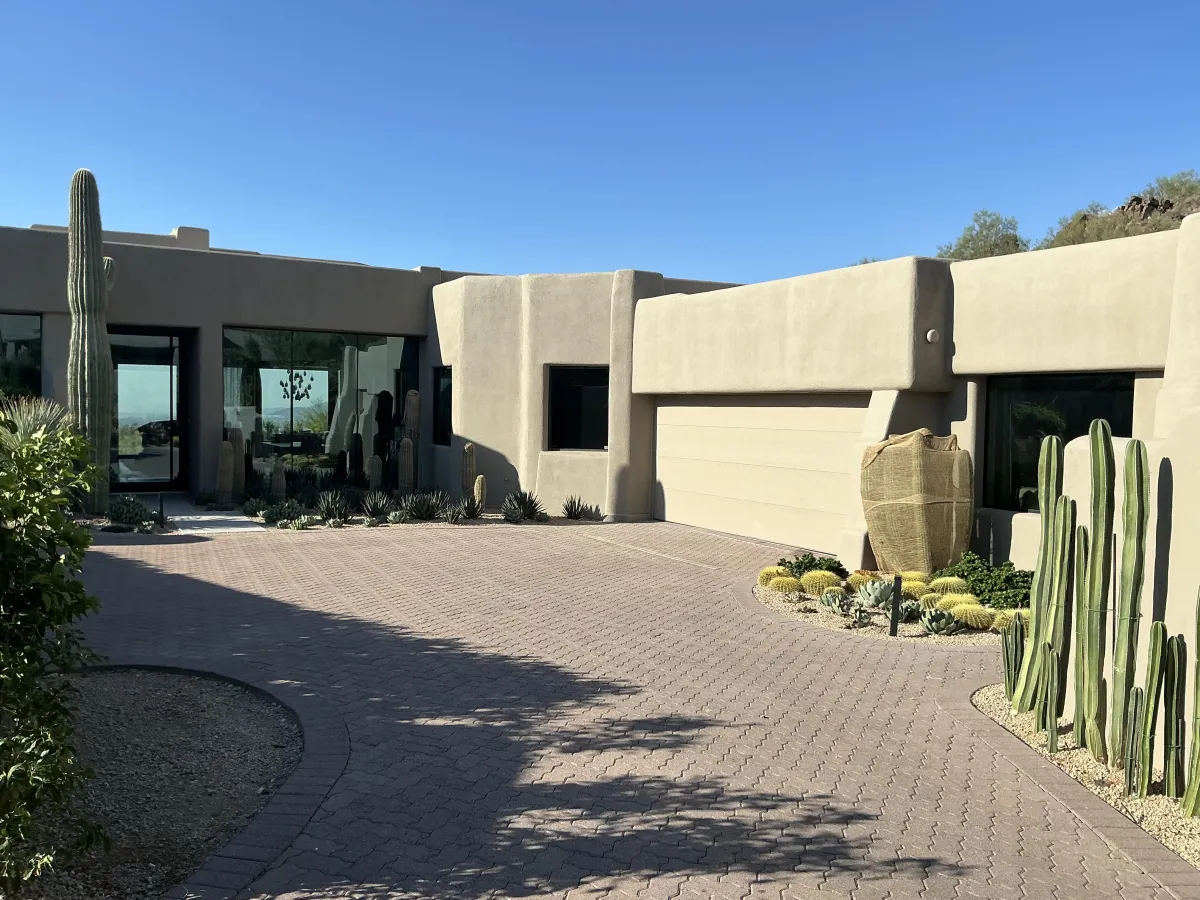 Ready to Give Your Home the Finish It Deserves? Call ZonaBrush Painting Today