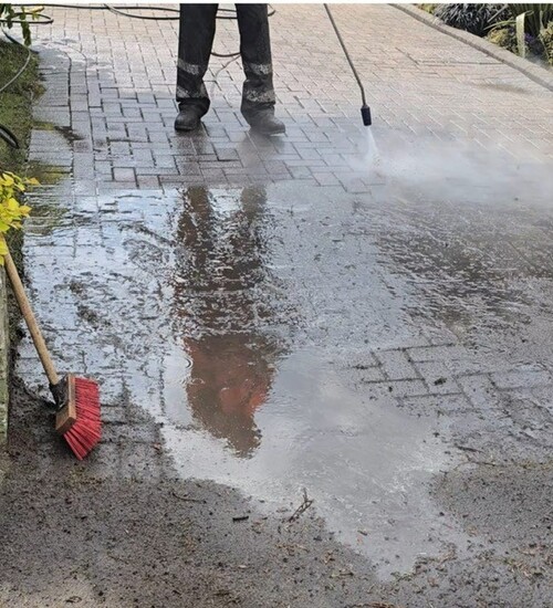 Stockport Driveway Cleaning