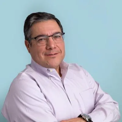 Headshot of Rey Ramirez, Denver Regional Leader and Management Consultant at Thrive HR Consulting.