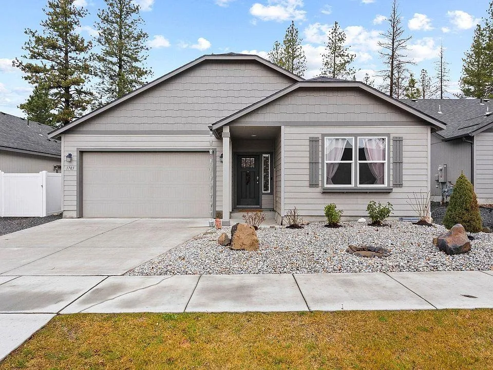 Spokane Concrete Pros builds and installs Driveways