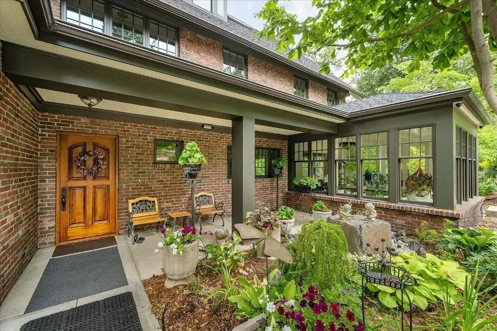 Spokane Concrete Pros builds and installs Driveways