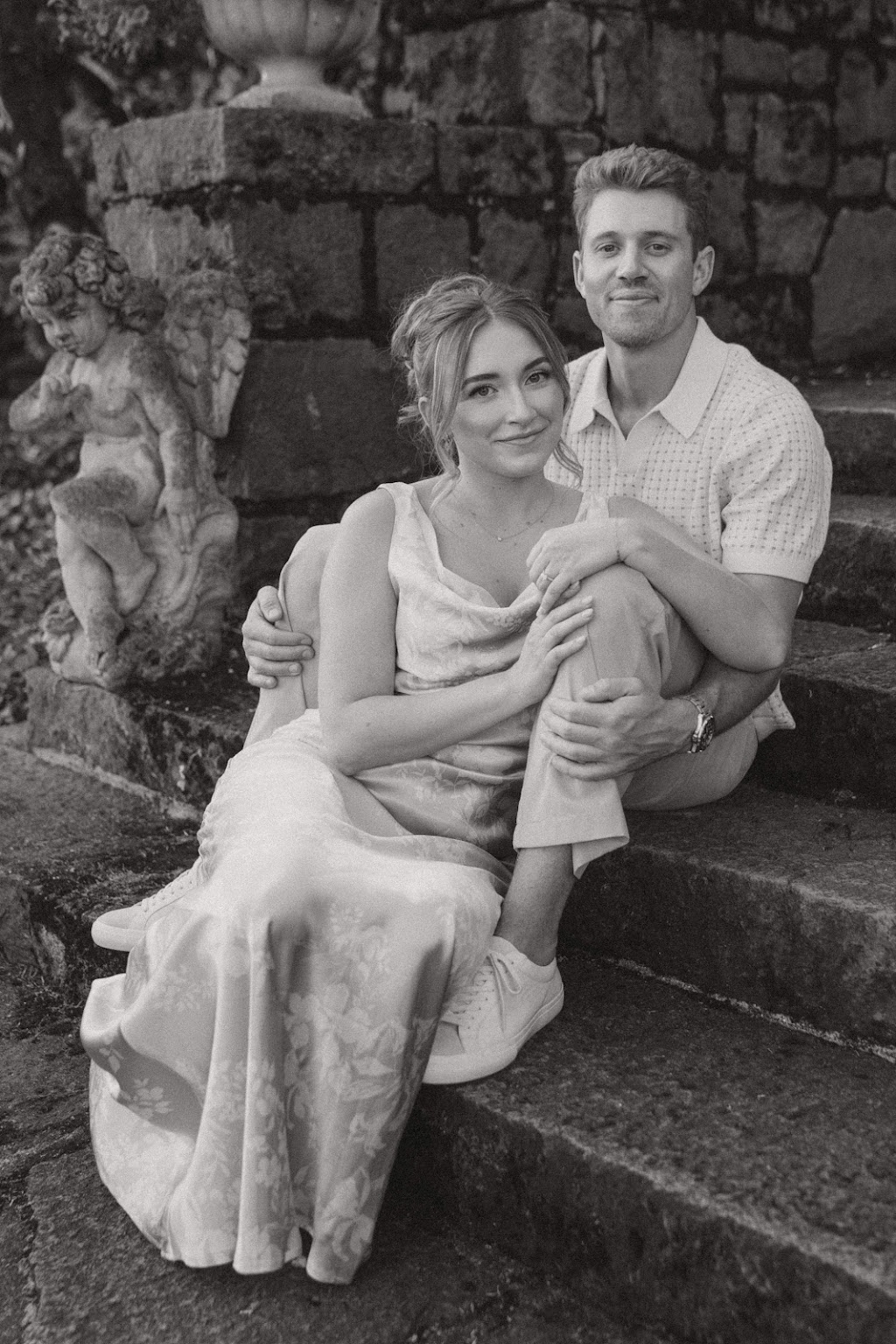 Cocktail hour at a Cape Horn Estate wedding in the Columbia River Gorge