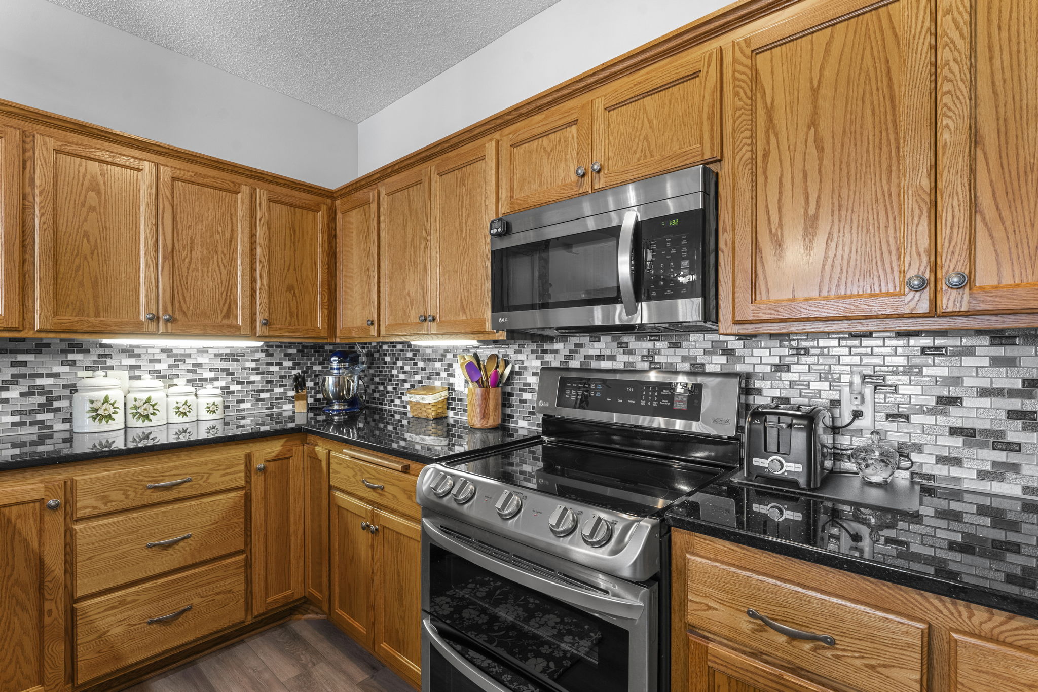 Who’s the Best Real Estate Agent for Selling a Home in Cambridge, Minnesota? A Full Comparison