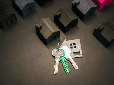 Which real estate companies specialize in Cambridge Minnesota Properties?