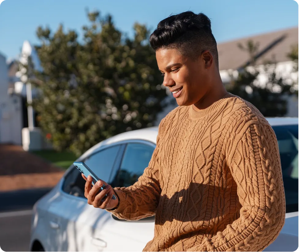 A man using a ride budget app