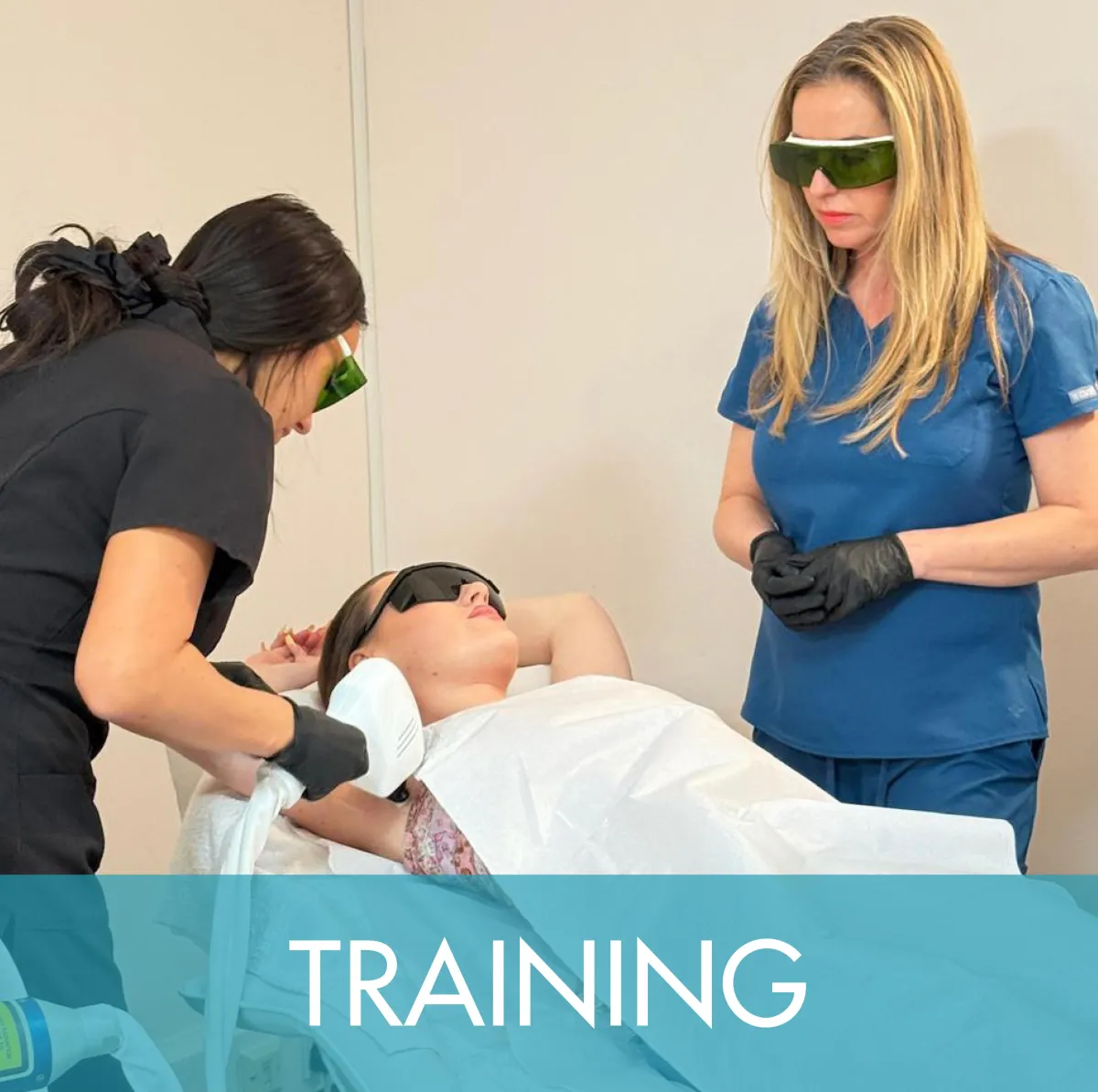 https://www.dermacosmedic.co.uk//Trai/Training-Course-Menuing-Course-Menu