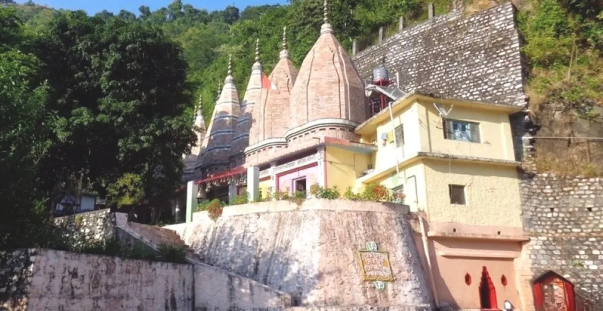The “Cave Side” at Herakhan