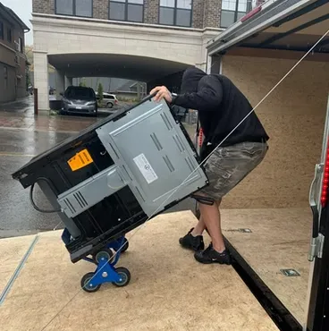 gallery moving