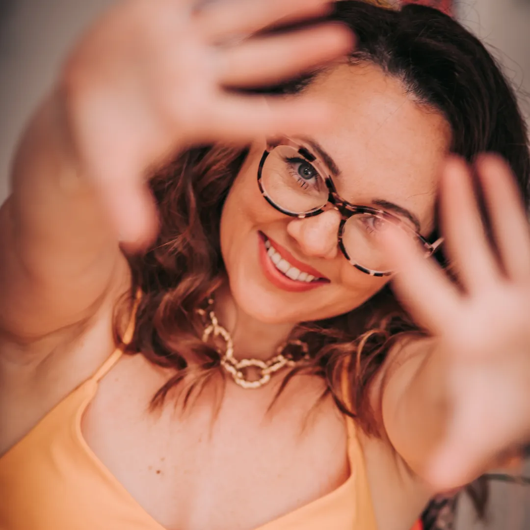 Indoor portrait of a franchise owner and entrepreneur, Jenny Drew, Victoria Rose Photography