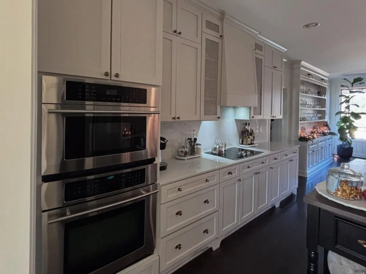 Hoschton Cabinet Refinishing