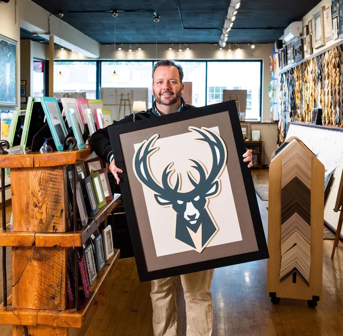 picture framing in Milwaukee Whitefish Bay