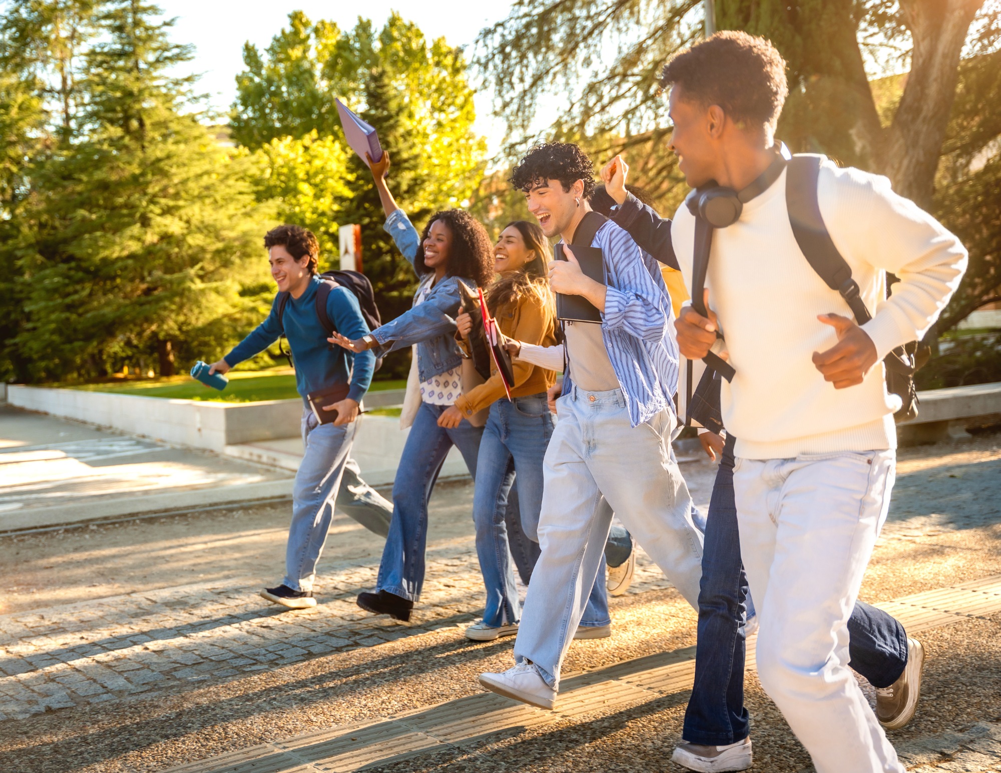 Parent and child having a relaxed conversation at the kitchen table