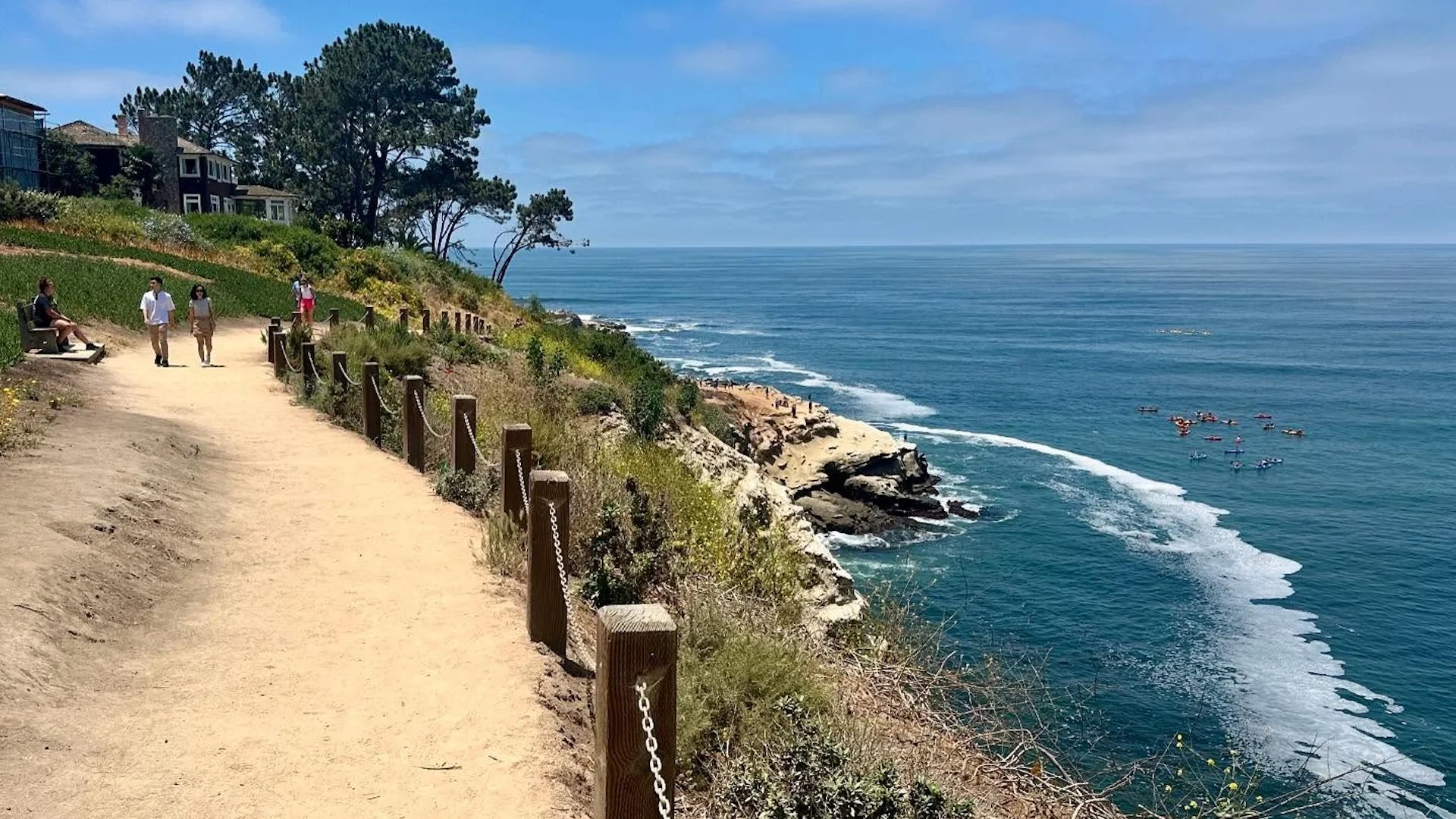 🌴 Welcome to Beachside LA – Where the Drive Is the Experience