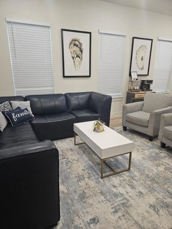 {{ custom_values.service_1 }} in {{custom_values.biz_area_1})