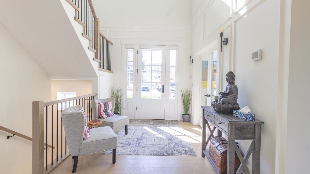 foyer paint colors