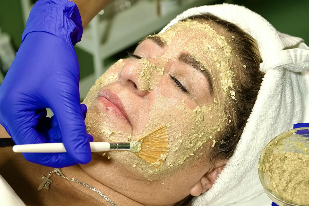 white bed pillow on bed