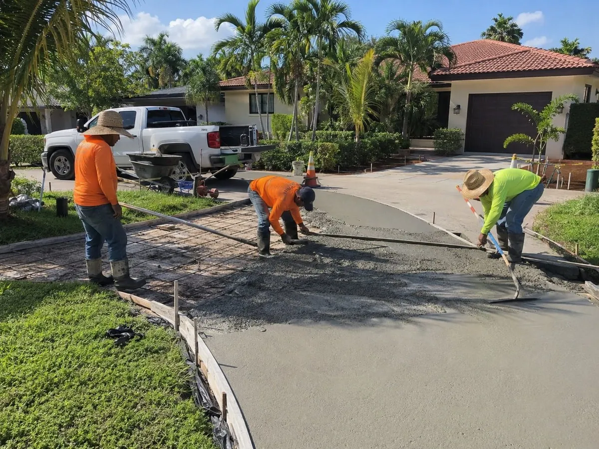 Miami Concrete Pros  constructs concrete driveway