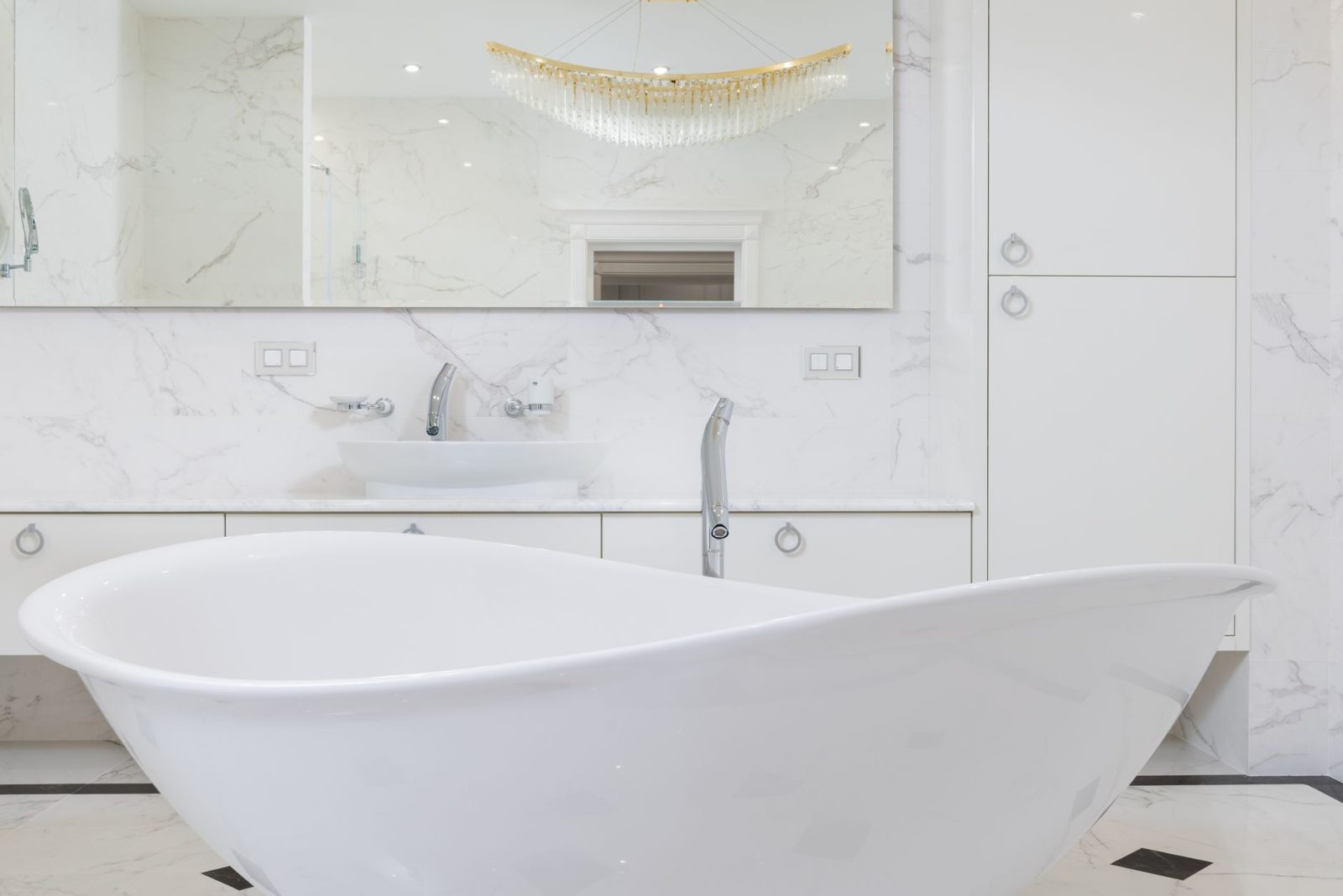 Bathtub Refinishing