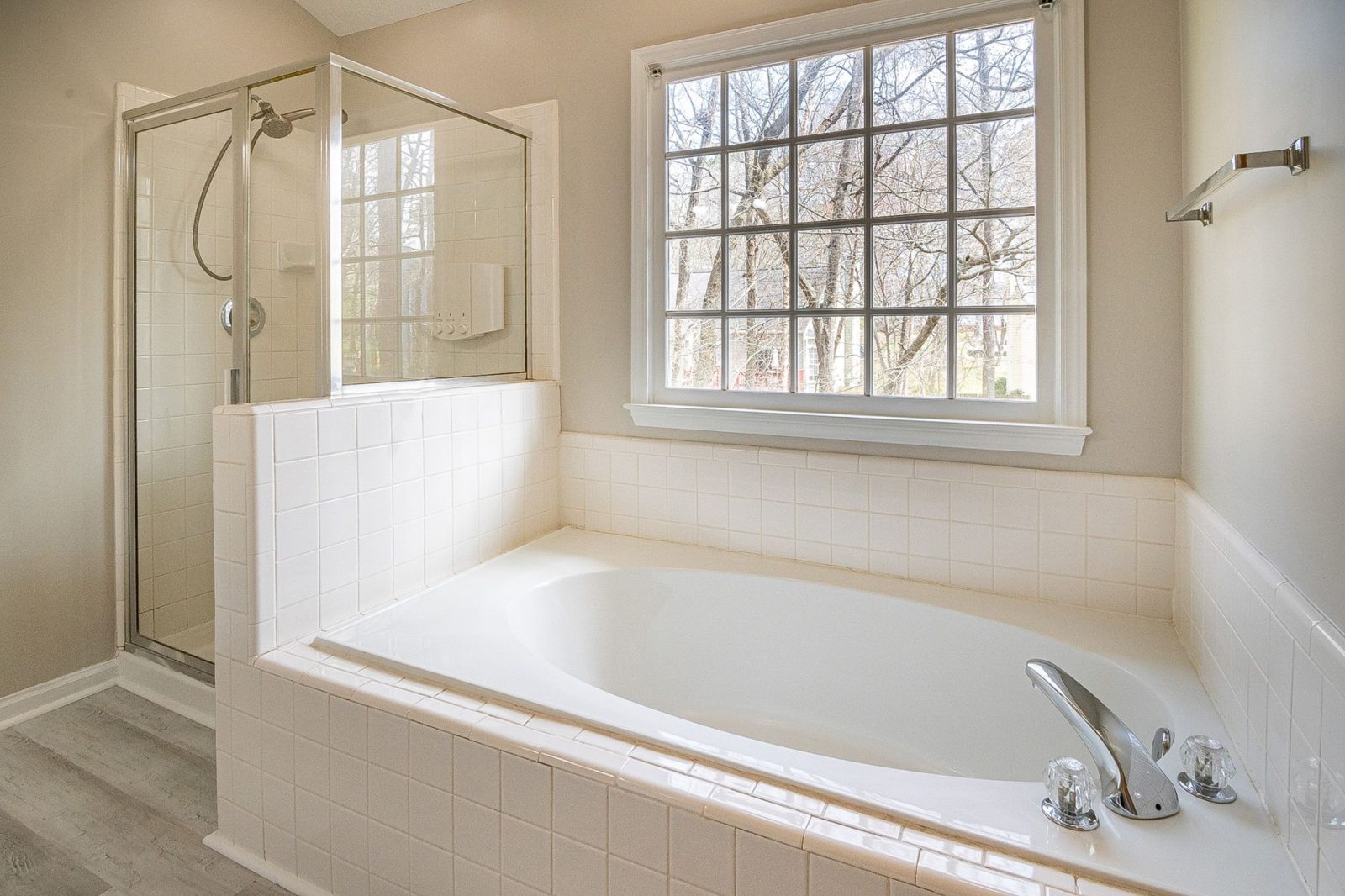 Pasadena Bathtub Refinishing