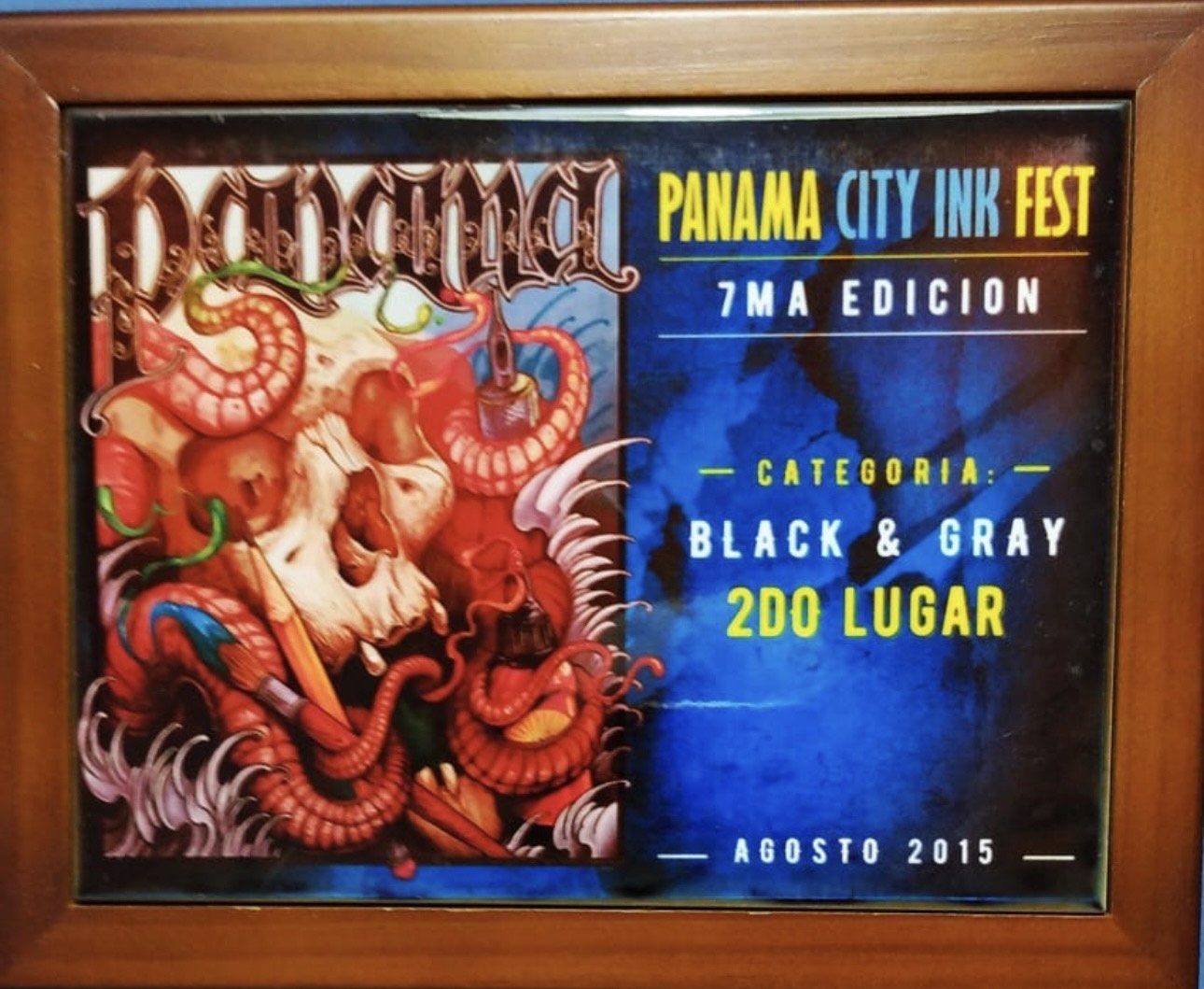 Premio obtenido por David Mendoza art de Segundo lugar en la categoría Black and Gray en la Panamá City ink festival en su séptima edición en el año 2015