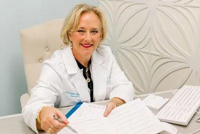 Dr. Kristine Isaacson is an expert is functional medicine and hormone replacement therapy photo Lubbock Texas