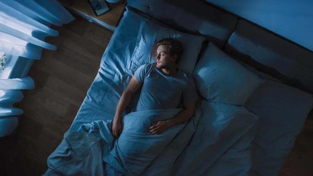 The 7-Minute Night Routine That Stops Tomorrow’s Cravings
