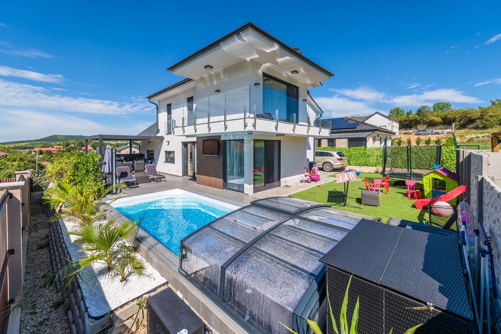A pool with a guard sign in the middle of it