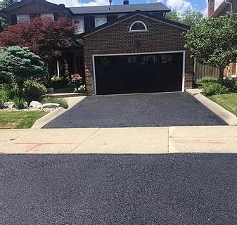 driveway asphalt sealing