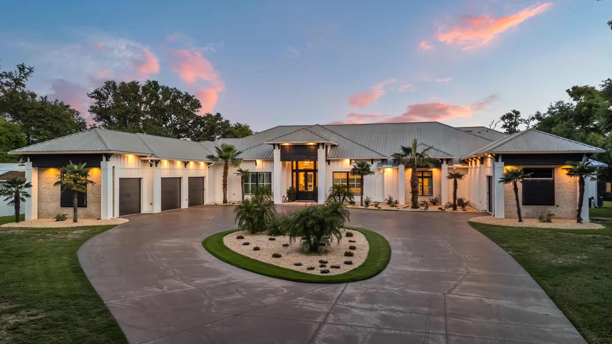 What Happens If I Sell My House for Cash Below Market Value in Pensacola, Mobile, or Birmingham?